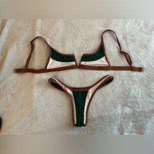 Women’s cheeky bikini set